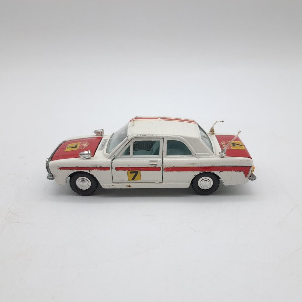 Dinky Toys 205 Ford Locus Cortina #7 Rally